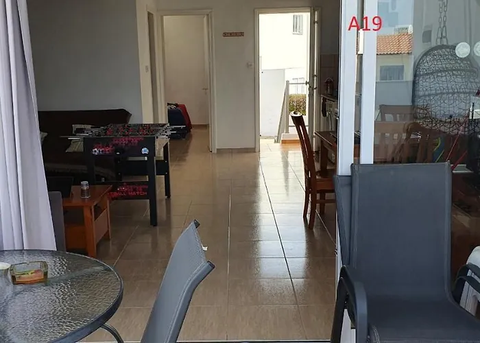 Evros & Coral Bay Seaview פאהיה