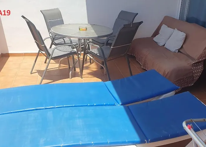 דירה Evros & Coral Bay Seaview פאהיה